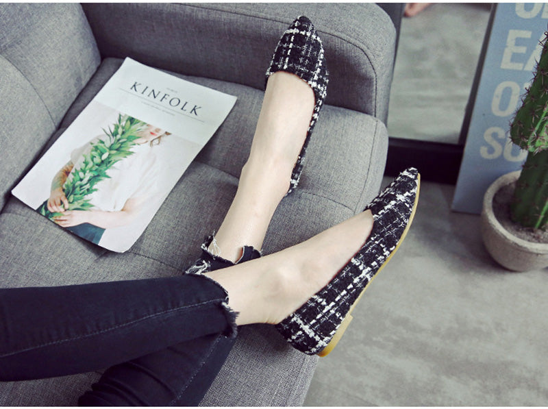 Women's soft flat casual shoes